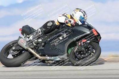 media/Nov-16-2025-Race Pace (Sun) [[8c5fa54630]]/Non Verified Riders (1st 20 Minutes)/7-Turn 9 Entry (210pm)/